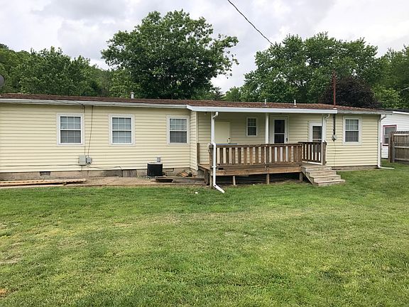 3rd image of 844 Seibert Ave