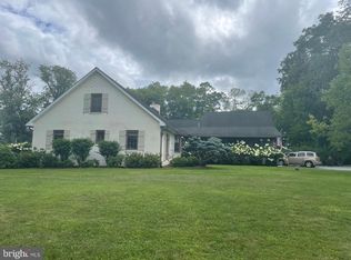 206 Chapel Ln, Boyce, VA 22620