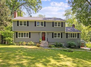 130 Woodhaven Dr, Avon, CT 06001