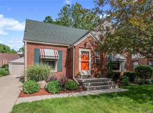 1317 Merle Hay Rd, Des Moines, IA 50311