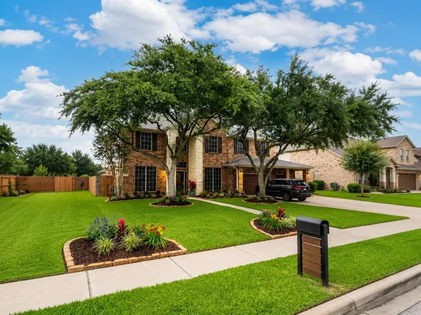 413 Willow Pointe Dr, League City, TX 77573