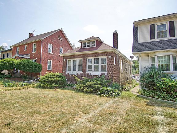 3rd image of 1810 Washington Blvd