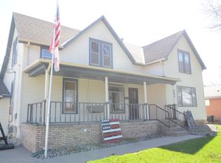 805 5th St, Friend, NE 68359