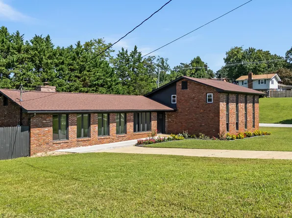101 Westland Dr, Clinton, TN 37716