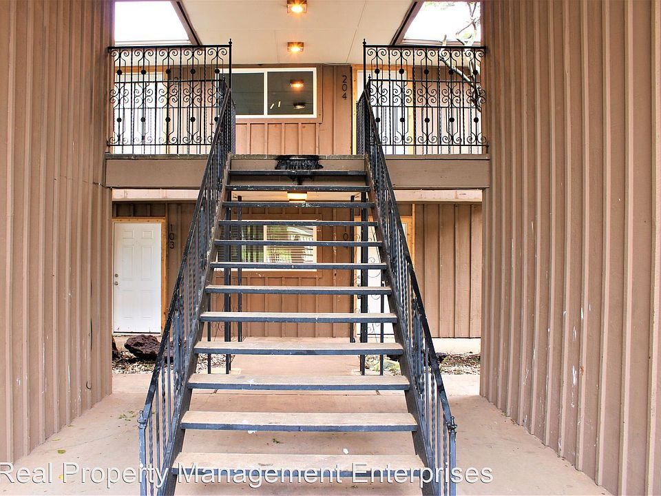 1st image of 3818 N Pennsylvania Ave #103