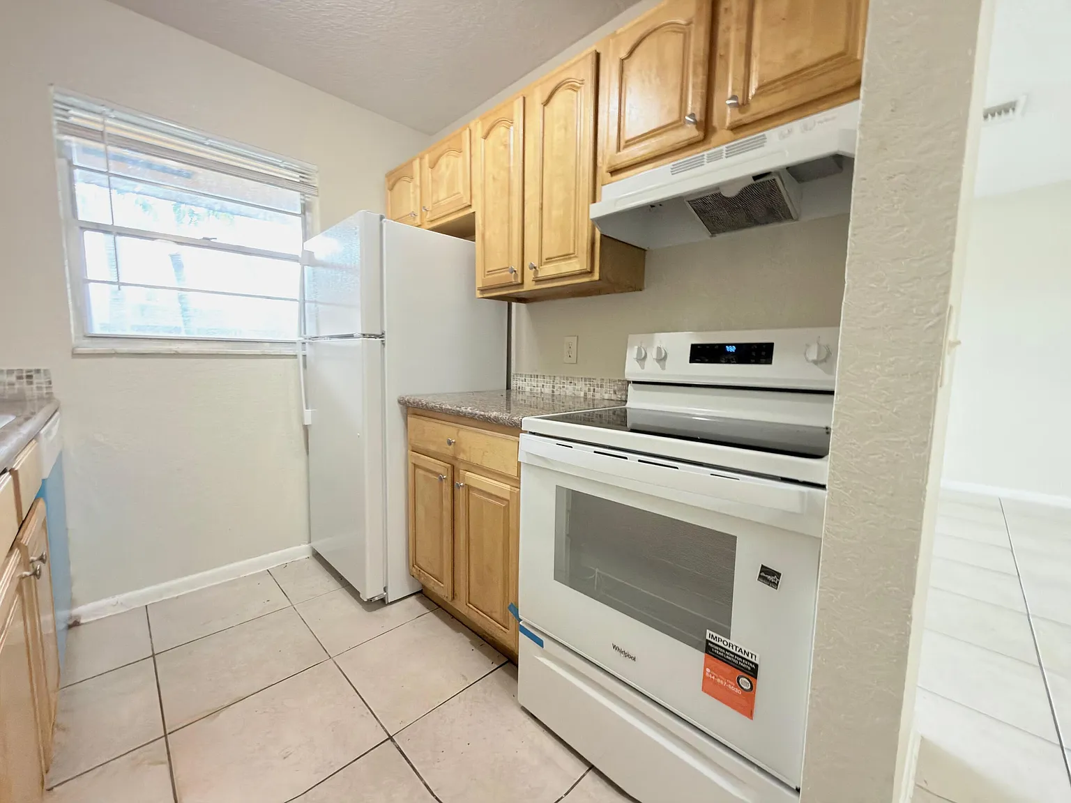 2 bed, 1.0 bath, 707 sqft, $1,800 — Photo 4