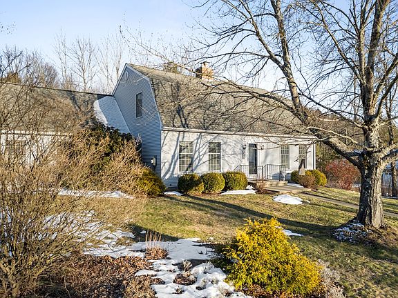 4th image of 1255 Fowler Pl