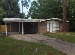 1405 E Riviera Dr, Mobile, AL 36605