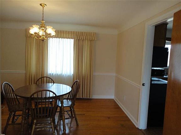 4th image of 5934 Willow Oak Ln