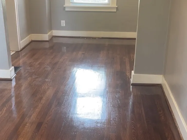 22628 Santa Maria Ave — Photo 2