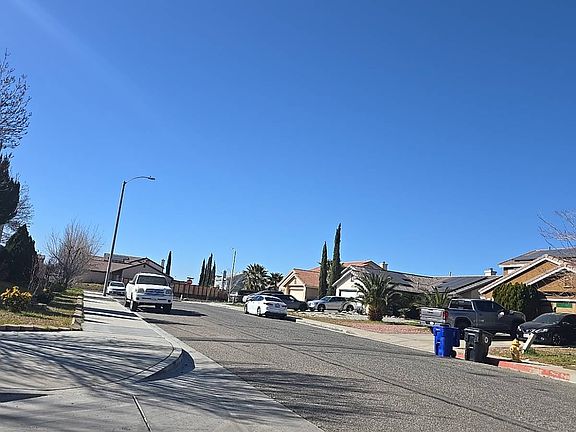 5th image of 14365 Greta Ct