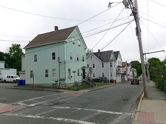 4th image of 46 Adams St