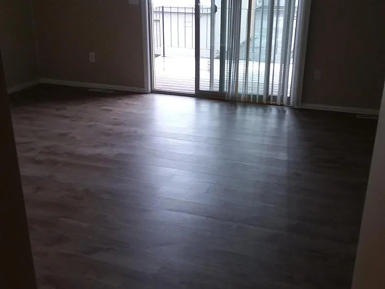 1422 Lynn Ave — Photo 4