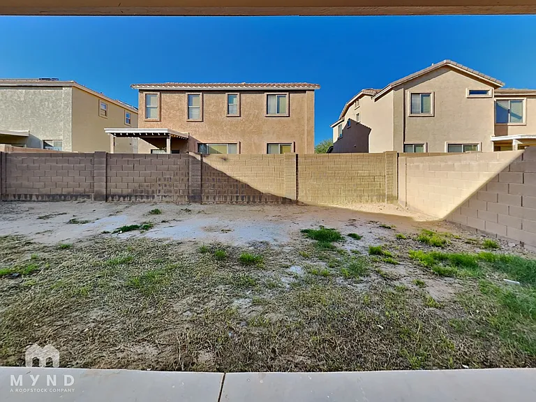 17524 W Mandalay Ln — Photo 27