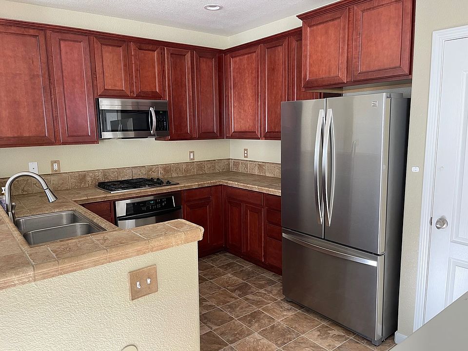 1st image of 3301 N Park Dr Unit 1413