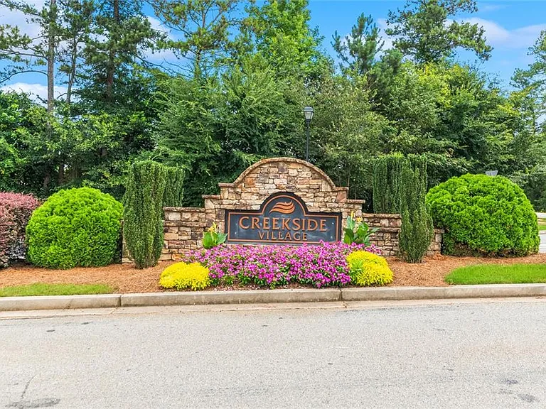 1061 Blind Brook Cir — Photo 34
