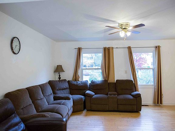 4th image of 112 Wineberry Ln