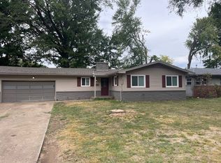 2525 S Ferguson Ave, Springfield, MO 65807