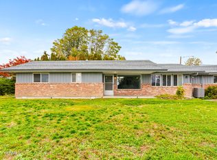 8401 Summitview Ave, Yakima, WA