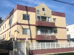 975 Manzanita St APT 3A, Los Angeles, CA 90029