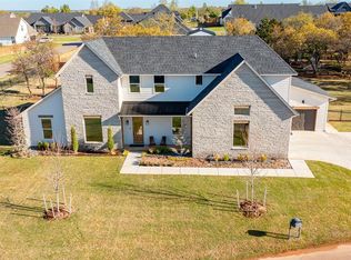 331 Old Creek Rd, Edmond, OK 73034