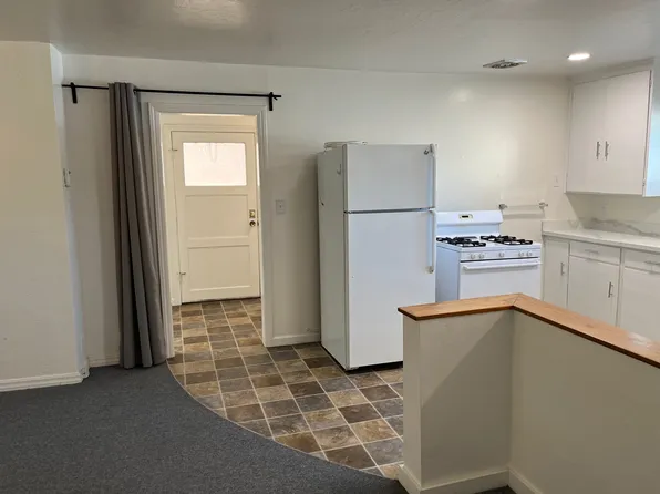 416 Tyrella Ave, Mountain View, CA 94043