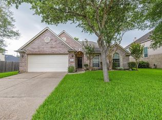 6811 Shelby Oaks Dr, Richmond, TX 77407