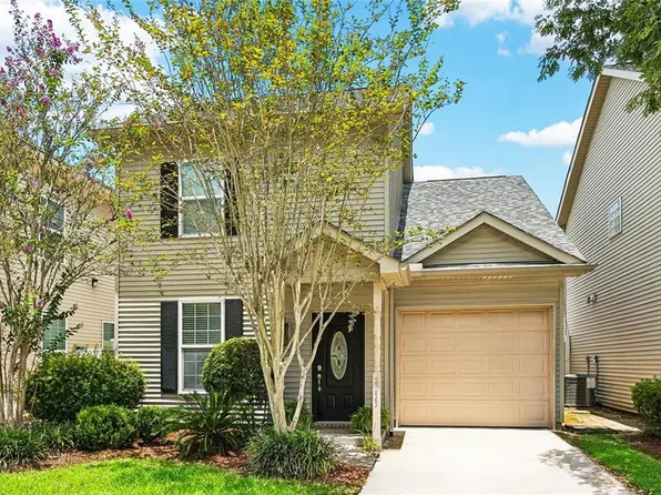 2033 Christie Ln, Covington, LA 70433