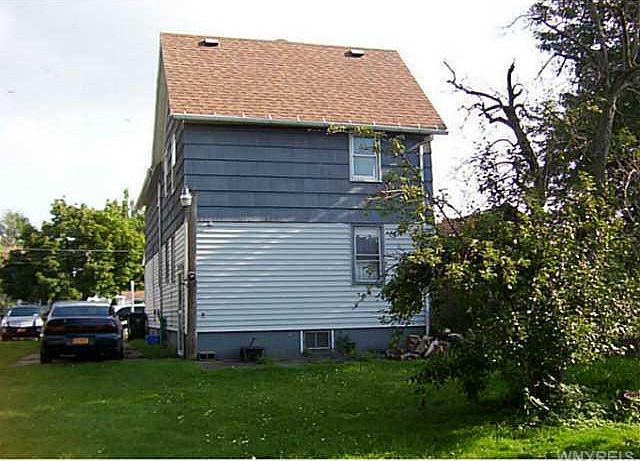 Building Photo 3
