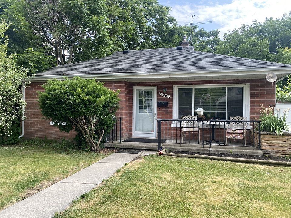 1st image of 1401 Garfield Ave N