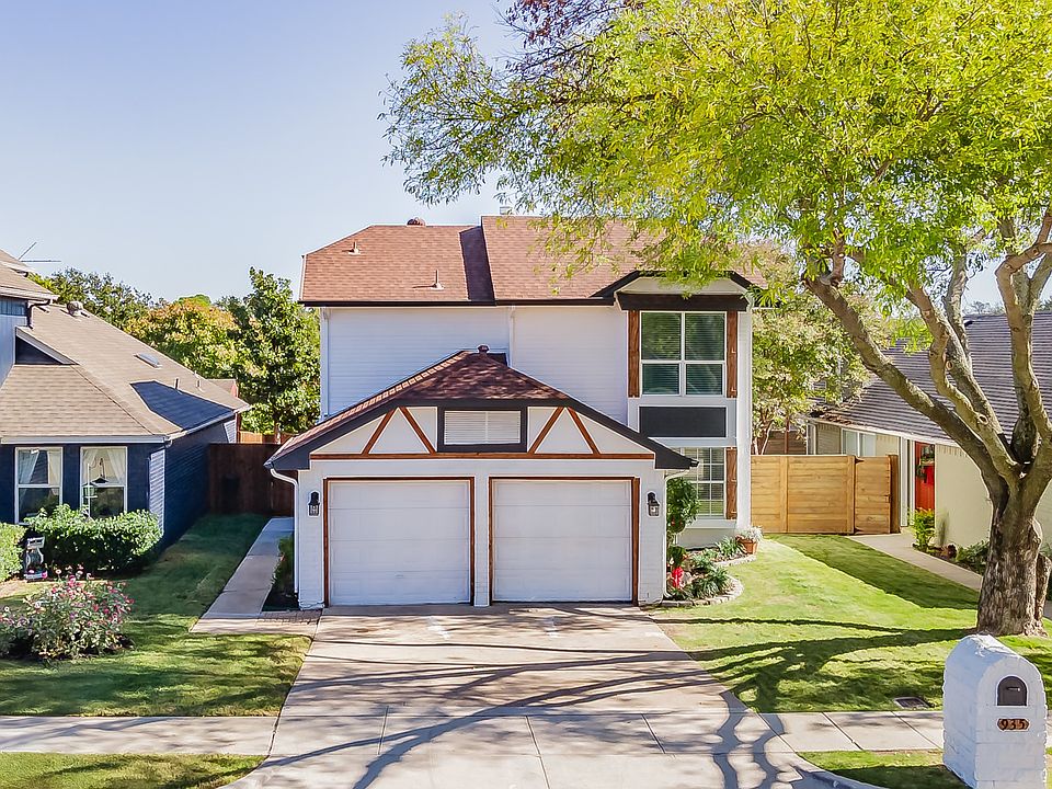 1st image of 935 Ramblewood Dr
