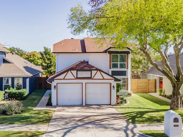935 Ramblewood Dr, Lewisville, TX 75067