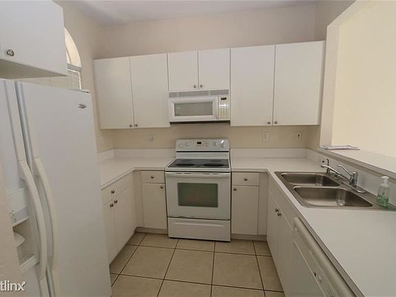 2F0AF46D-AD10-4B3E-A70F-A281E1BD9856