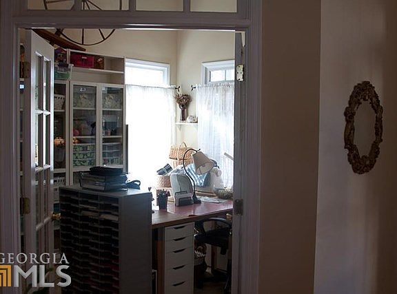 4th image of 120 Holly Springs Dr