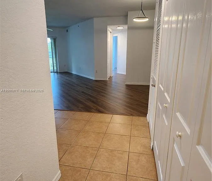3600 Oaks Clubhouse Dr #206 — Photo 13