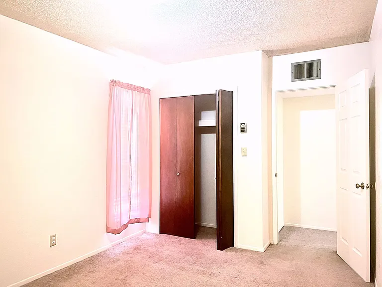 5111 Paseo Las Palmas — Photo 14