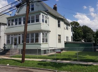 110 Cummings St, Irvington, NJ 07111