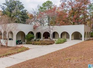 1840 Lake Ridge Rd, Birmingham, AL 35216