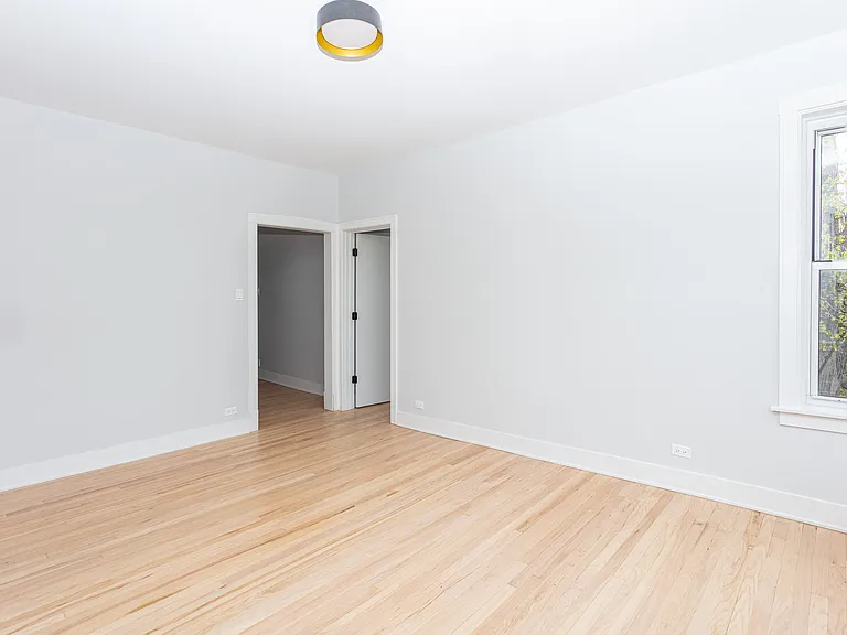 4117 W Belle Plaine Ave #1N — Photo 19
