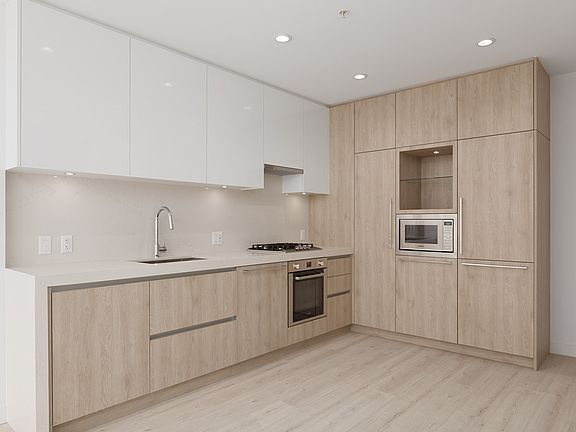 3rd image of 6080 McKay Ave #1210