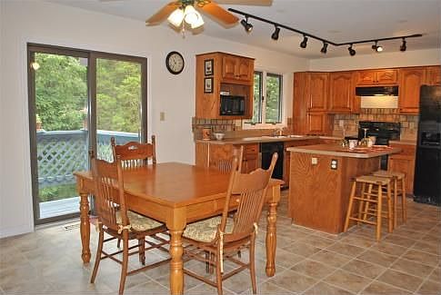 Breakfast Room & Kitchen