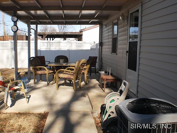 2nd image of 2809 Saratoga St