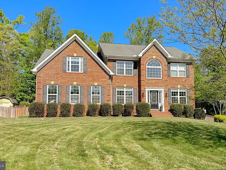 23017 Holloway Ct — Photo 2