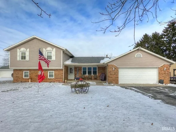 102 Candy Ln, Sharpsville, IN 46068
