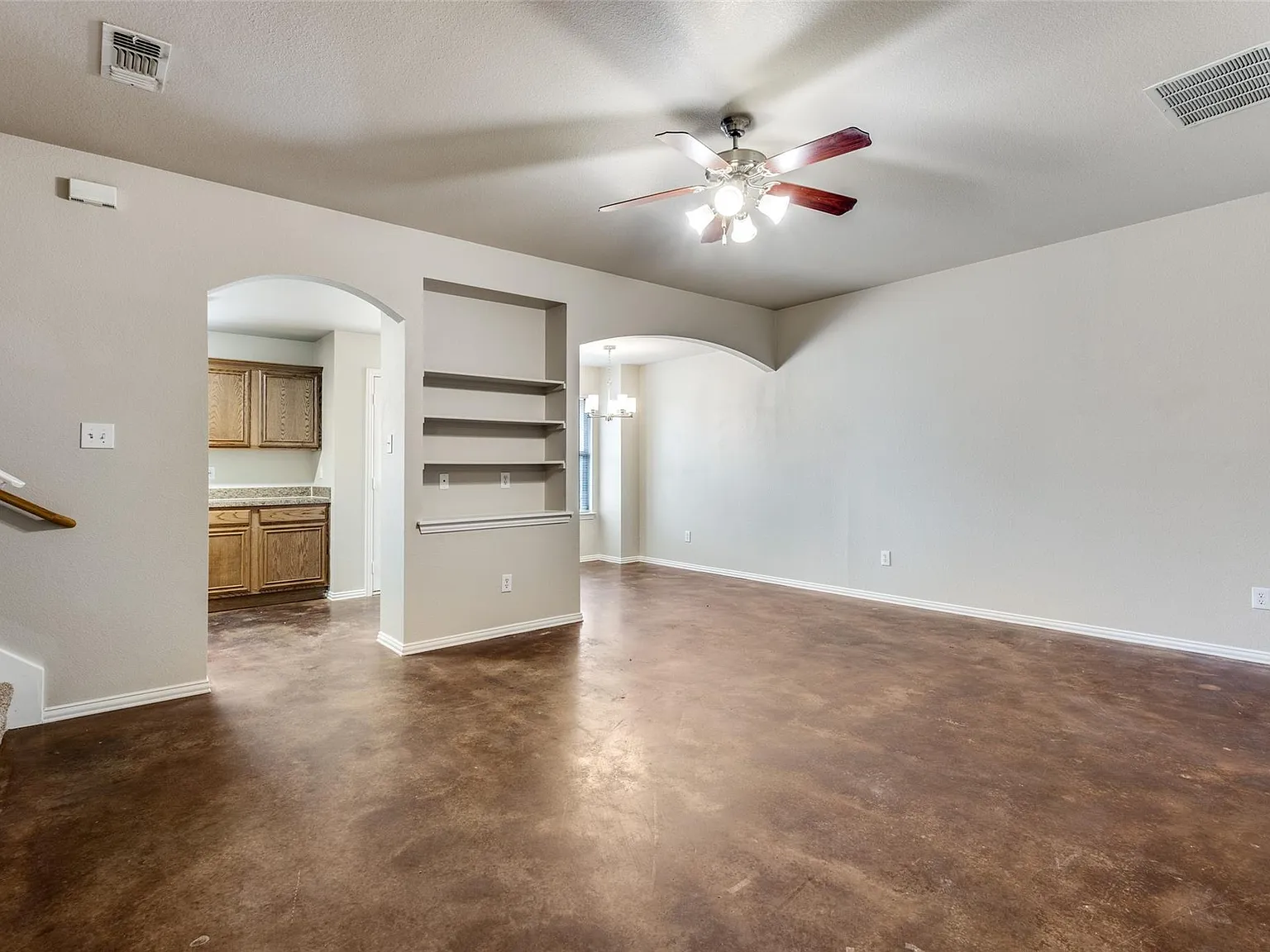606 E College Ave, Princeton, TX 75407 - 1 — Photo 2