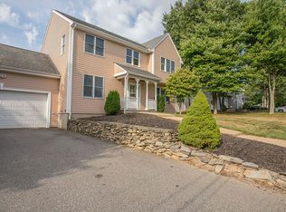 147 Manchester Ave, Somerset, MA 02726