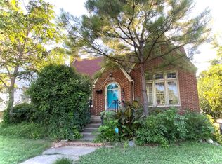 1136 S Newport Ave, Tulsa, OK 74120