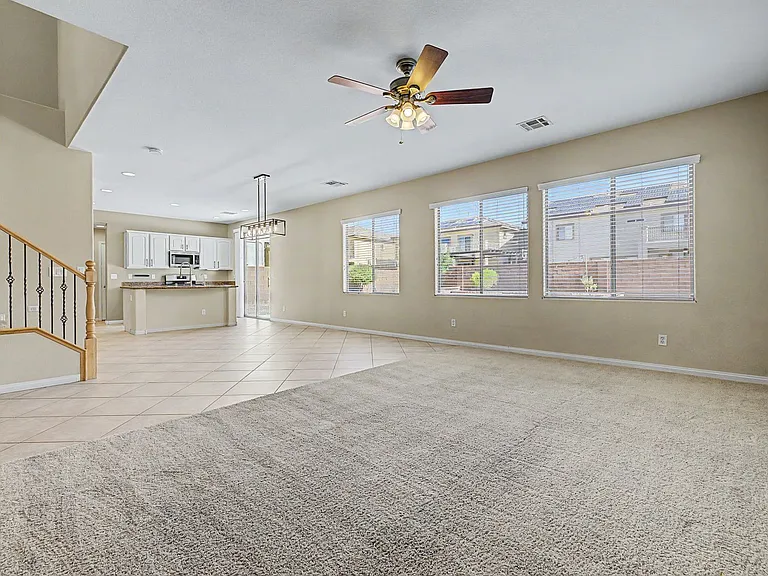 4204 Lower Saxon Ave — Photo 6