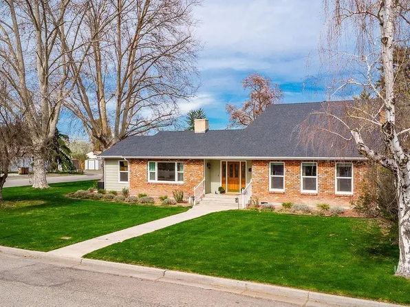 1102 E 1st St, Emmett, ID 83617