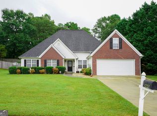 3605 Weeping Willow Ln, Loganville, GA 30052